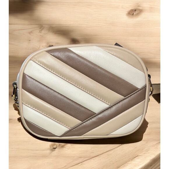 Tory Burch Kira Tri Color Quilted Leather Camera Bag - Picture 2 of 12